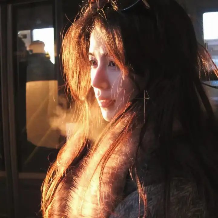 舞社里的酷女孩